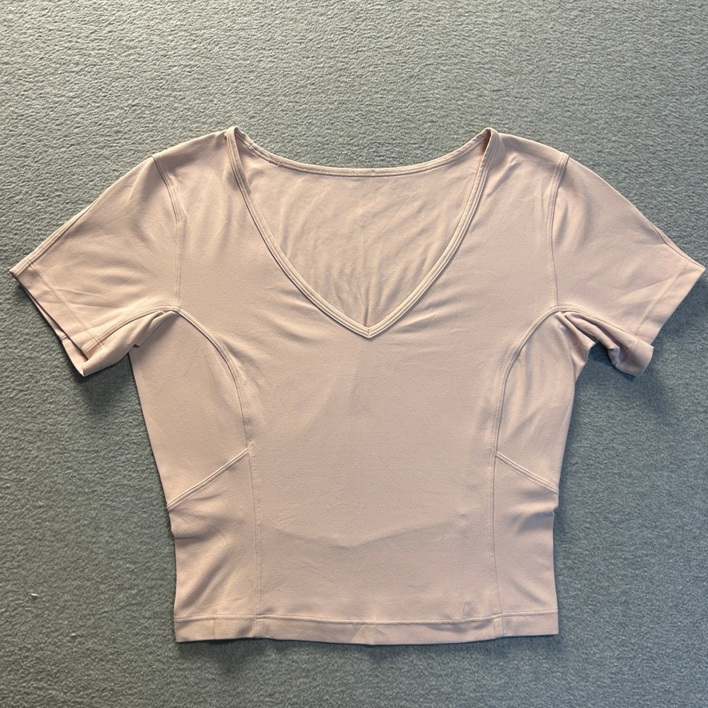 Lululemon Crop Workout Top Womens 4 Blush Pink Fitted V-Neck Short Sleeve Yoga